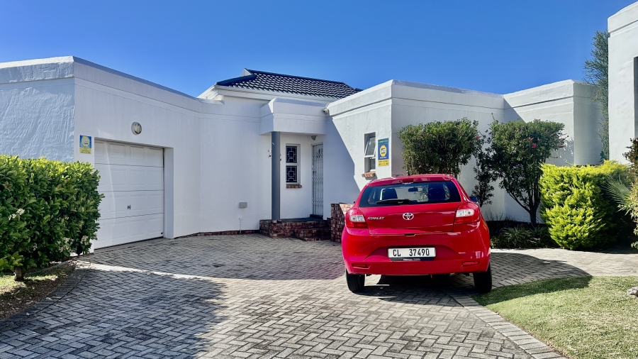 2 Bedroom Property for Sale in Lovemore Heights Estate Eastern Cape